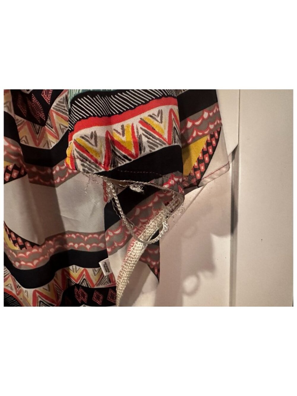 CATO Women's Open Front Blouse Multi Color Geometric Patterned Siz L Needs Trim - Picture 5 of 5